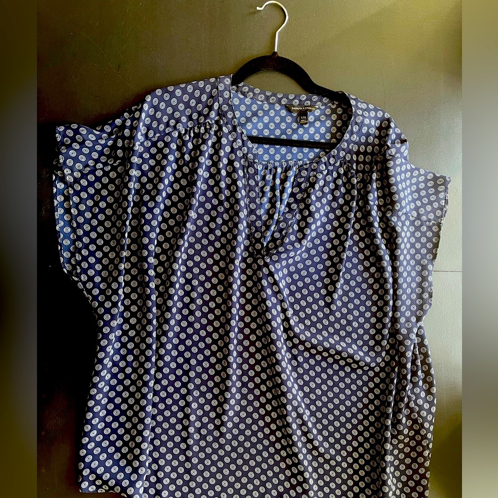 Short sleeve banana republic xxl top